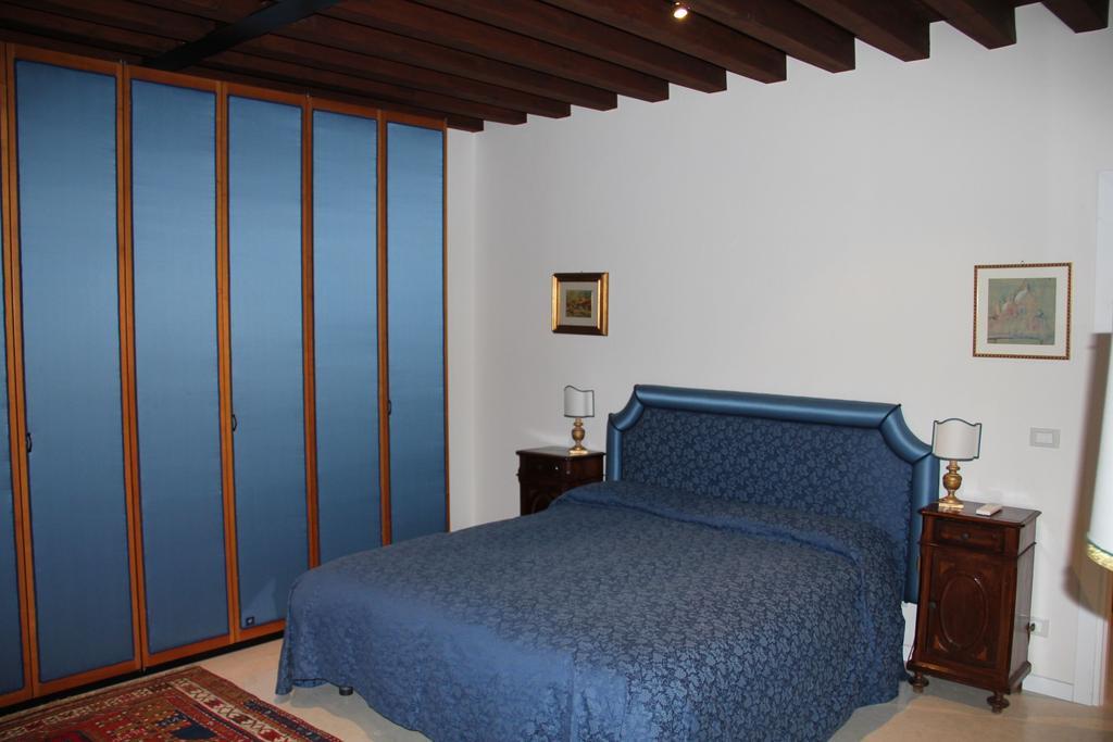 Sarai Apartments Veneza Quarto foto